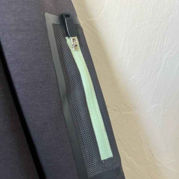 NWT Hugo Boss grey quarter zip sweatshirt size XXXL - Picture 4 of 11